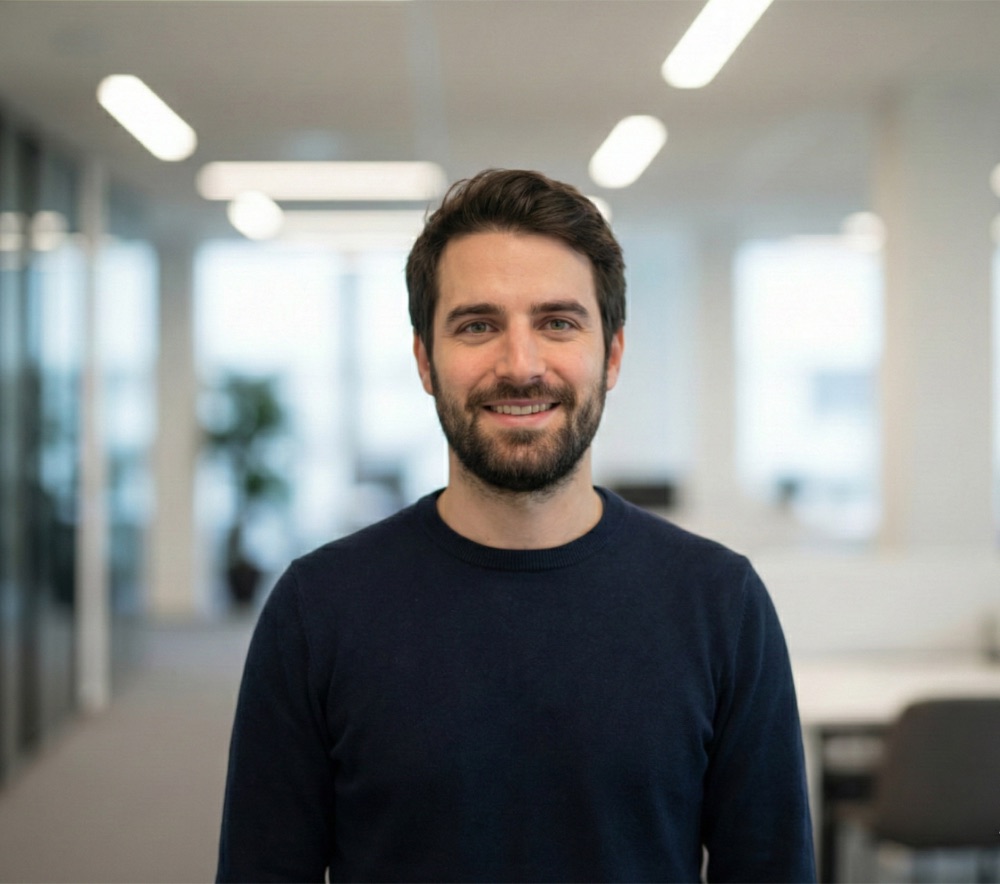 Fabian Lindhofen, Editorial & Research Lead, Crafins Studio